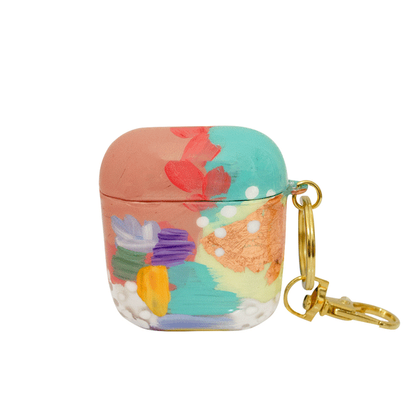 Funda para AirPods pintado a mano por Ana Tere Canales. Un diseño en tonos pasteles con toques rose gold.