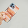 Funda para iPhone Cinnamon Swing pintada a mano por Ana Tere Canales. Un diseño artístico de pinceladas abstractas en tonos cinnamon.