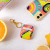 Fundas para iPhone y AirPods Deja Vu pintadas a mano por Ana Tere Canales. Un diseño artístico abstracto inspirado en la intuición, las sincronías y la creatividad.