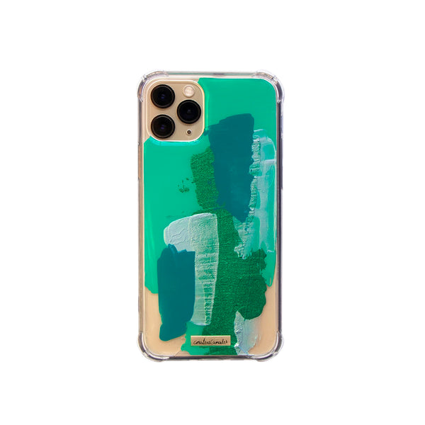 Funda para iPhone Esmeralda pintada a mano por Ana Tere Canales. Un diseño artístico inspirado en la piedra esmeralda en tonos verdes.