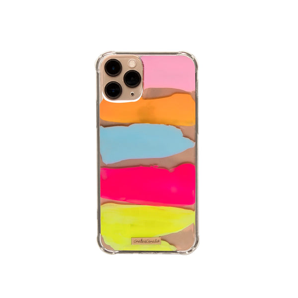 Funda para iPhone Summer Sunset pintada a mano por Ana Tere Canales. Un diseño artístico inspirado en un atardecer de verano en tonos cálidos y vibrantes.