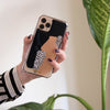 Funda para iPhone Zebra pintada a mano por Ana Tere Canales. Un diseño artístico inspirado en el estampado zebra en blanco y negro.
