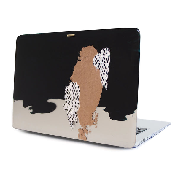 Funda para MacBook Zebra pintada a mano por Ana Tere Canales. Un diseño artístico inspirado en el estampado zebra en blanco y negro.